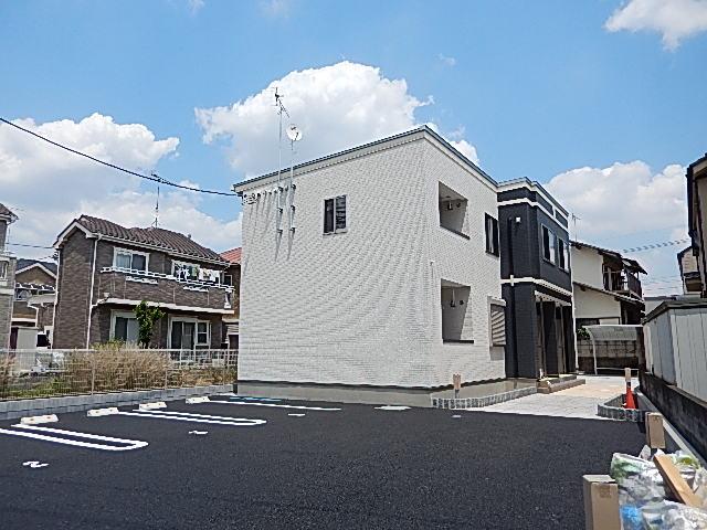 ジェントリー 外観写真（昼）