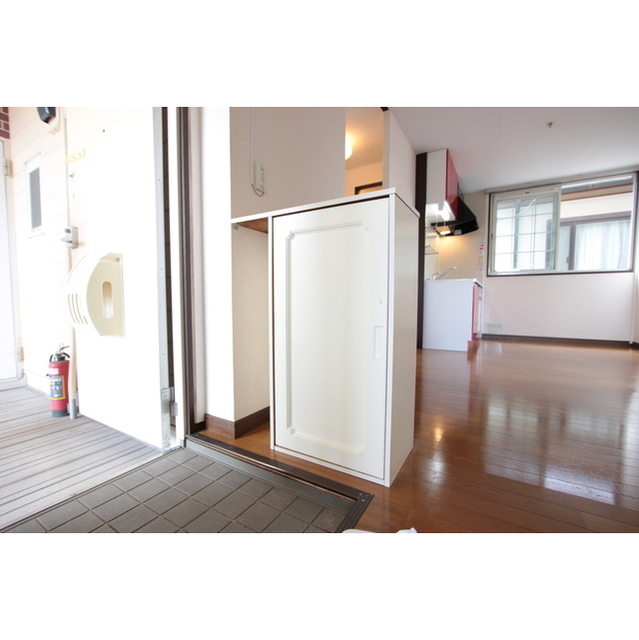 メゾン蓮正寺203号室 内観