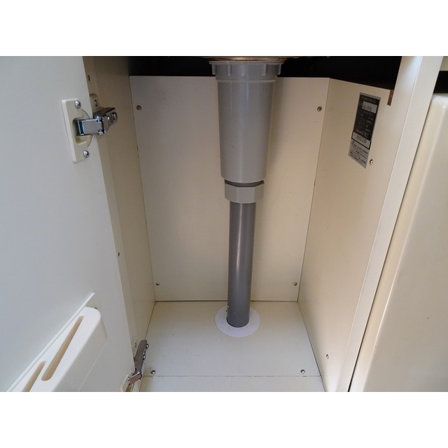 ドミール上池台0203号室 キッチン下収納