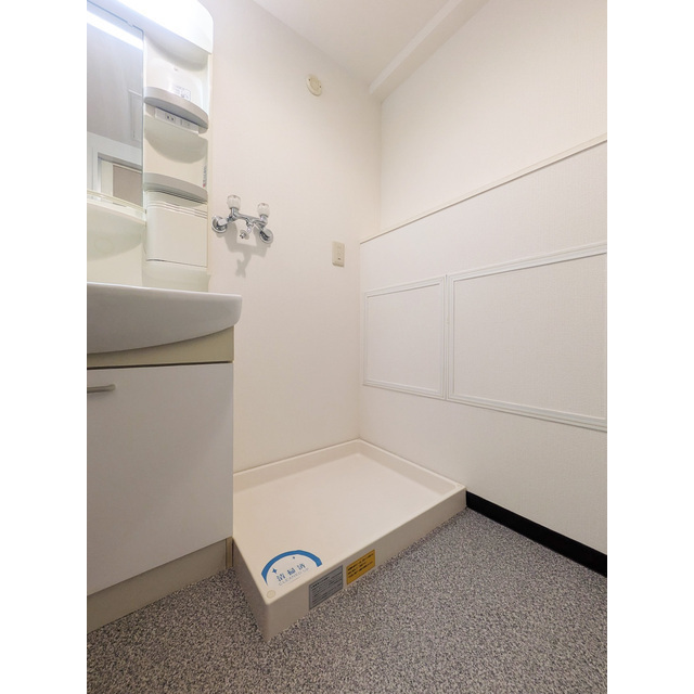 ルクレ川口ウエスト0303号室 洗濯機置き場