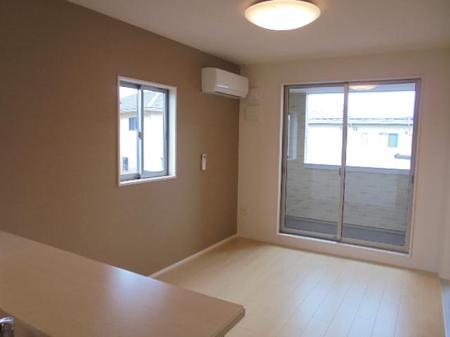 レヴメゾン神山参番館203号室 リビング（イメージ）