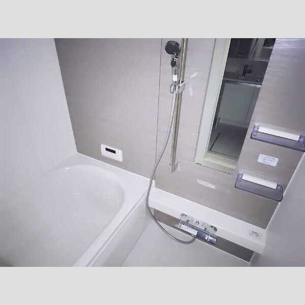 D-ROOM元横山町2丁目103号室 お風呂