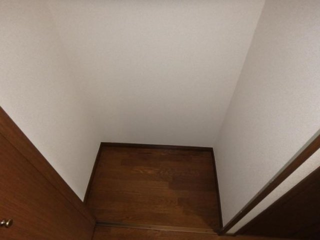 ガラ・ステージ目白台 収納