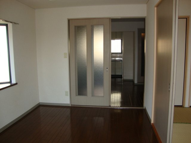 セントラルハイツ海老名105号室 洋室