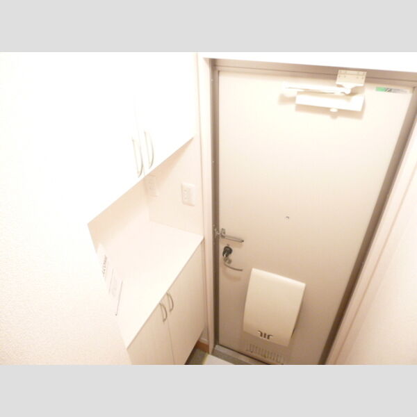 ティアラ新鎌Ⅱ 玄関