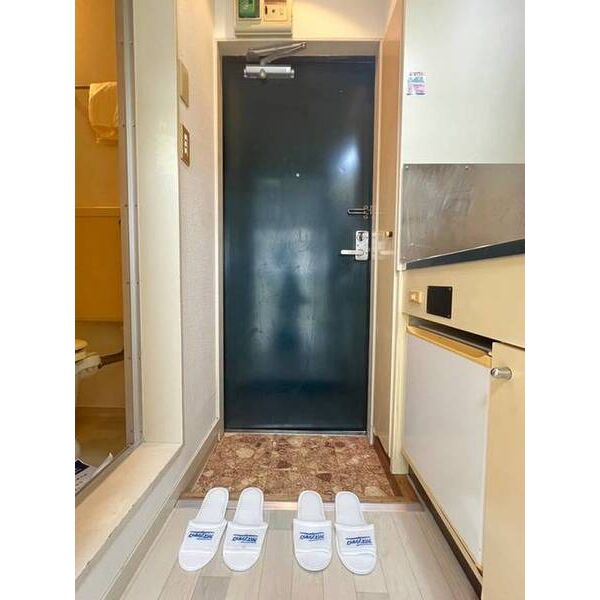 twinBB202号室 玄関