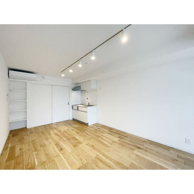 グランパセオ代々木上原0104号室 内観