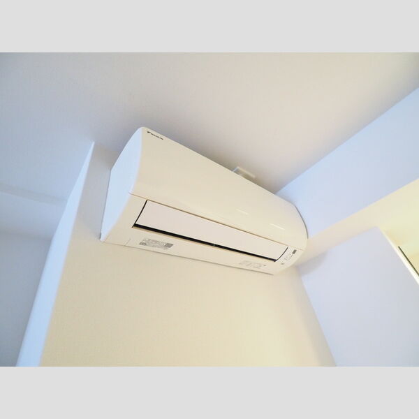 インコントリ101号室 エアコン(一台)