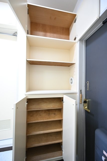 メゾン大野Ⅲ1階 靴入