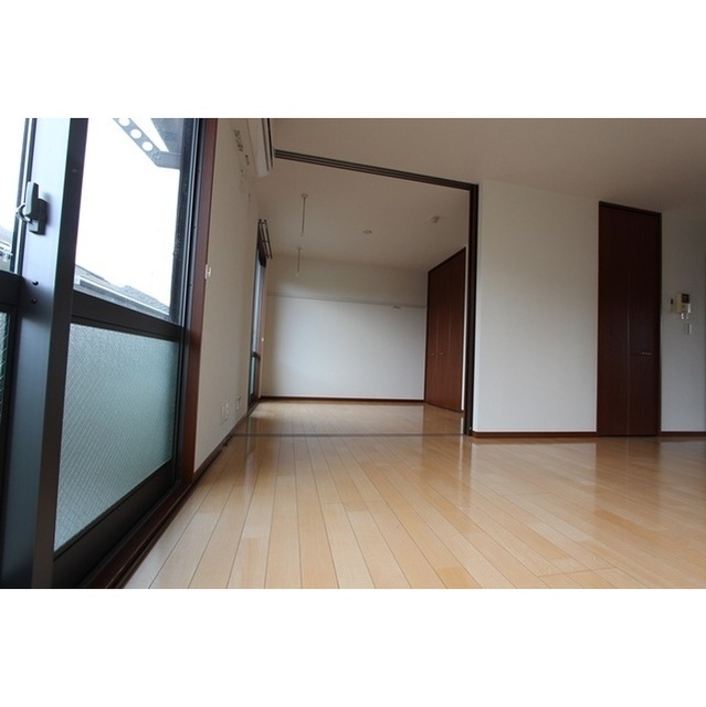 サングラード 内観