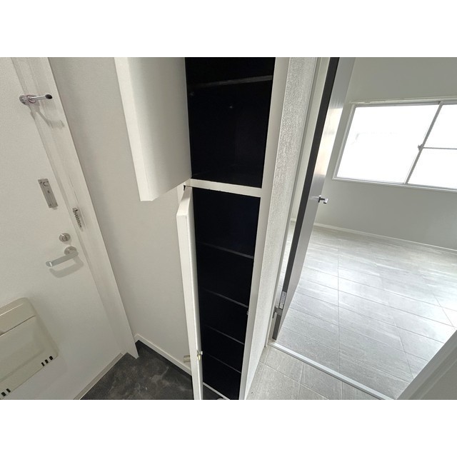 uハウス103号室 内観