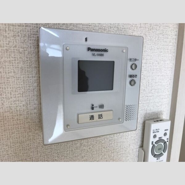 ベルテ・イマイ205号室 TVドアホン