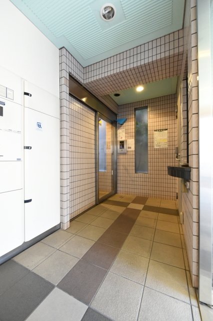 日神パレステージ御徒町5階 エントランス