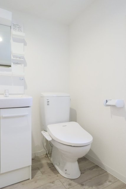 ＧＬＩＣＩＯＮ竹ノ塚5階 トイレ