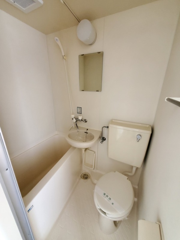 ミラノII2階 バス