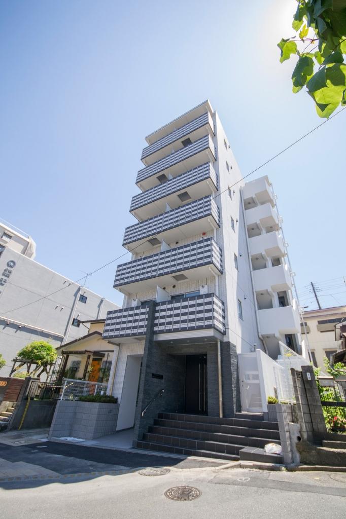 PREMIUM　CUBE　横浜反町301号室 外観