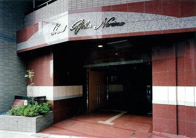 グランド・ガーラ練馬5階 ◆御影石・大理石をふんだんに施したエントランス