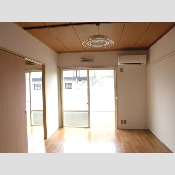 嵐山ハイツ 洋室