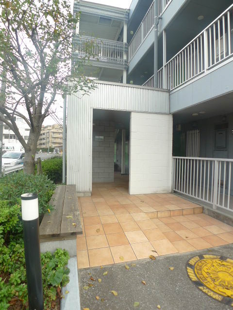 ラ・カーサ田尻0208号室 エントランス