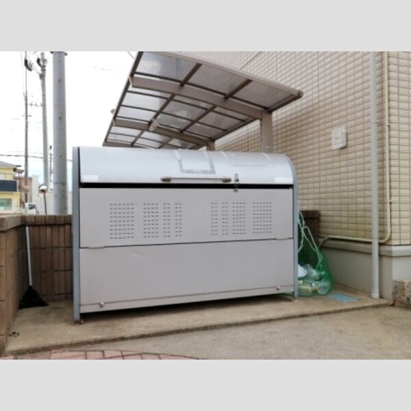 プロシード青葉台　C 敷地内ゴミ置場