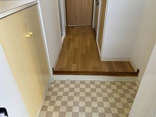 ライオンズマンション東村山第３ 玄関