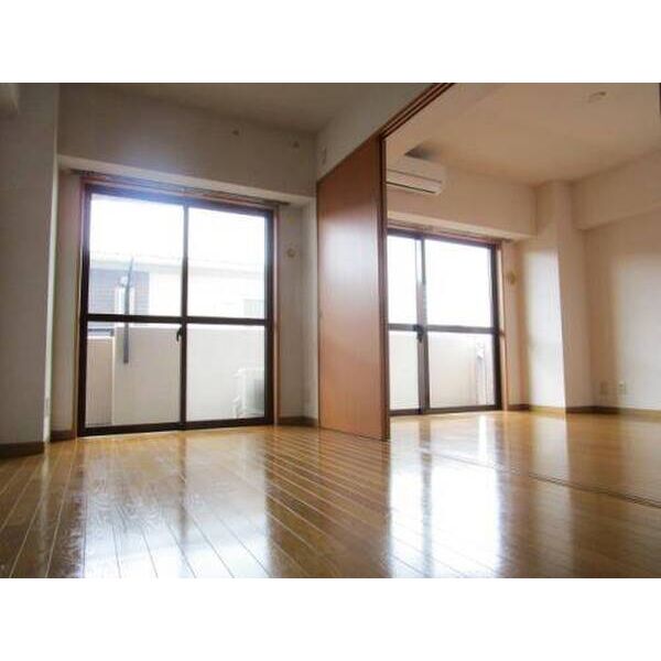 グランシャリオ リビング