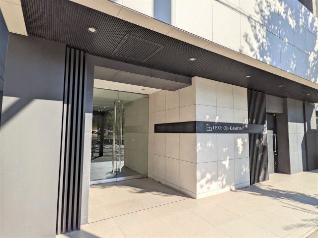 レグゼ王子神谷302号室 エントランス