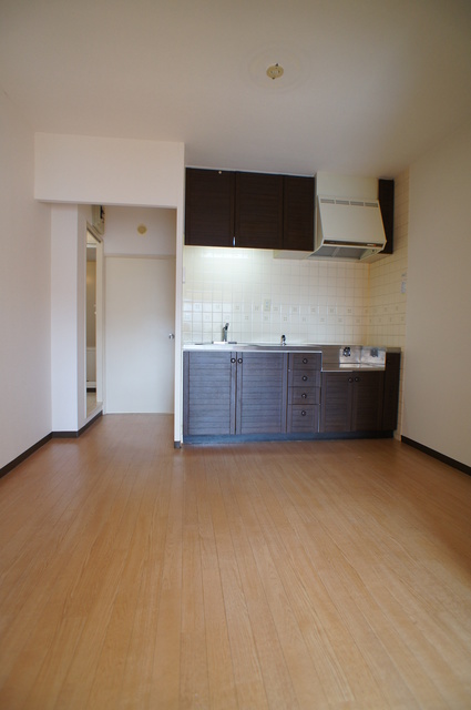 アネックス本郷0103号室 リビング