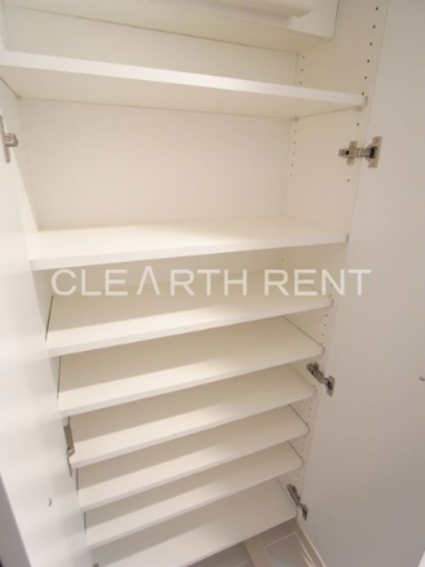 コンシェリア南青山3階 同タイプ別住戸写真となります。現況と異なる場合がございます。