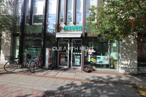 コンシェリア東京 ＢＡＹＳＩＤＥ ＣＯＵＲＴ8階 【コンビニエンスストア】セブンイレブン 月島駅前店まで471ｍ