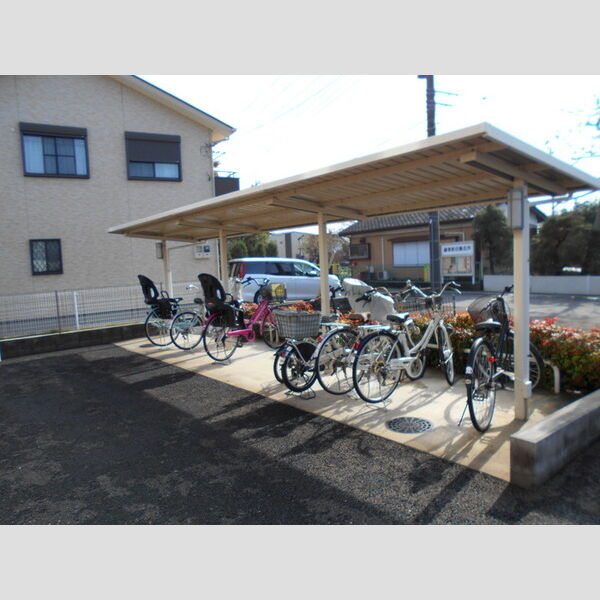 アルカンシェル　B 駐輪場