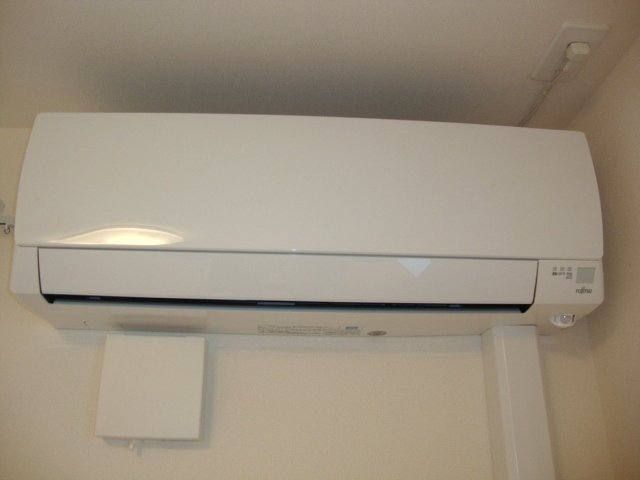 ロイヤル　パピヨン エアコン