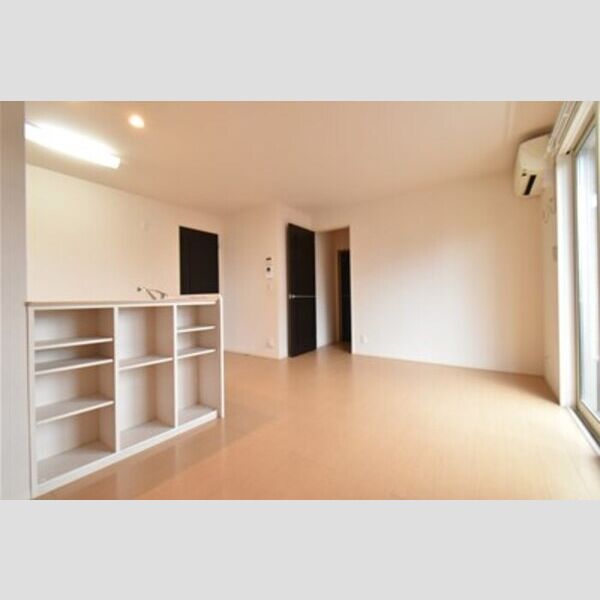 ハイネスCDFE　F リビングダイニング