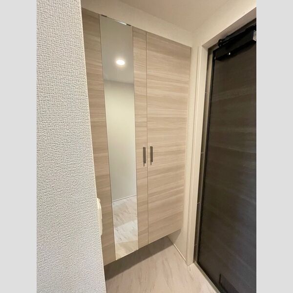 D Paina Takakura303号室 シューズボックス