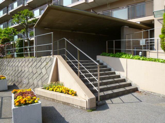 フローラ稲毛 エントランス