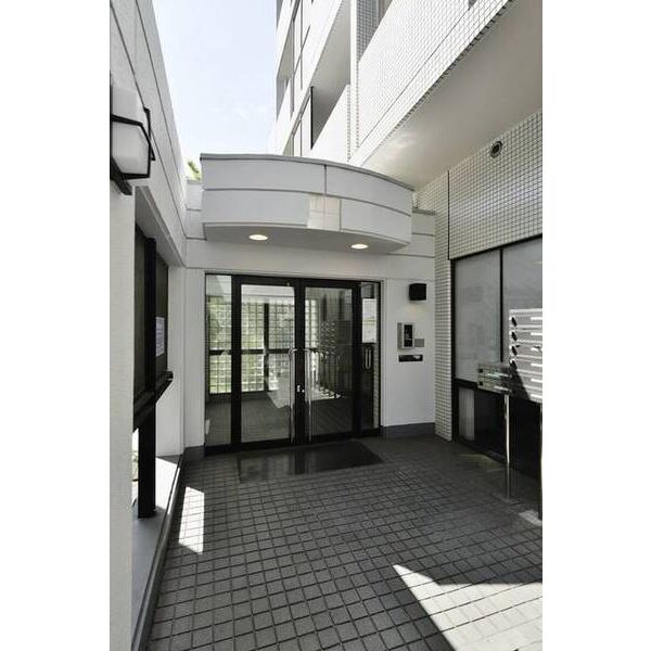 ブルーリーフ・K0311号室 エントランス