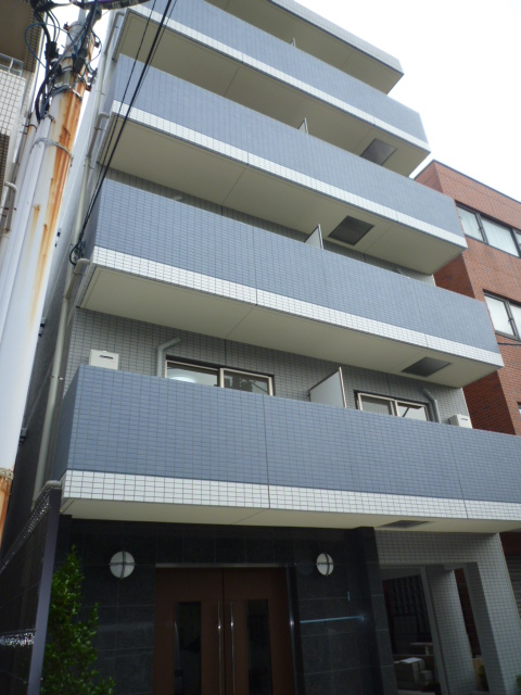 クレイシア西早稲田3階 外観