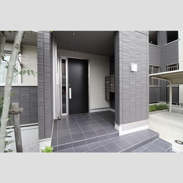 プリムヴェール　弐十五番館 エントランス