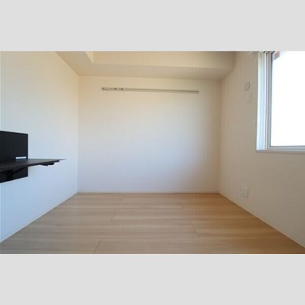 ストラール　C201号室 洋室5.3帖