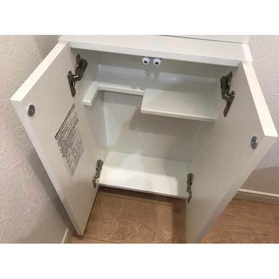 グランドール足立 トイレ　収納