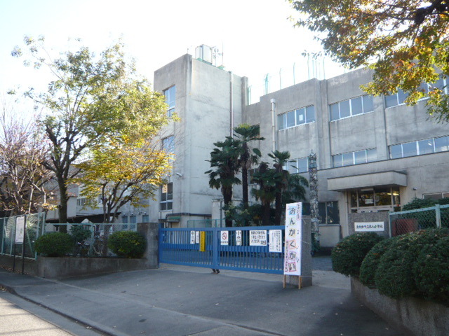 カサベルデ山王 【市役所・区役所】東大和市役所まで403ｍ