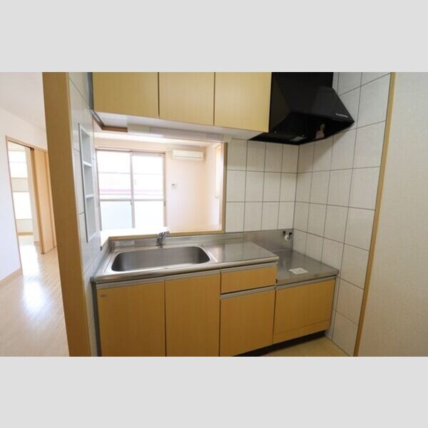 プリモ201号室 対面キッチン