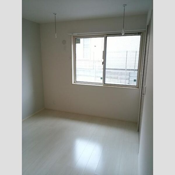 アウラ西船101号室 洋室