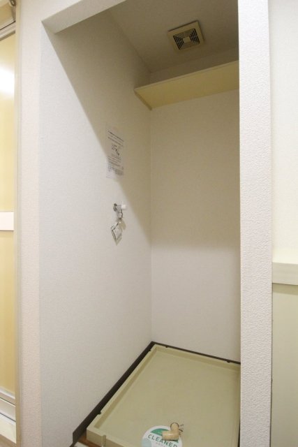 新丸子ダイカンプラザCity3階 室内洗濯機置場
