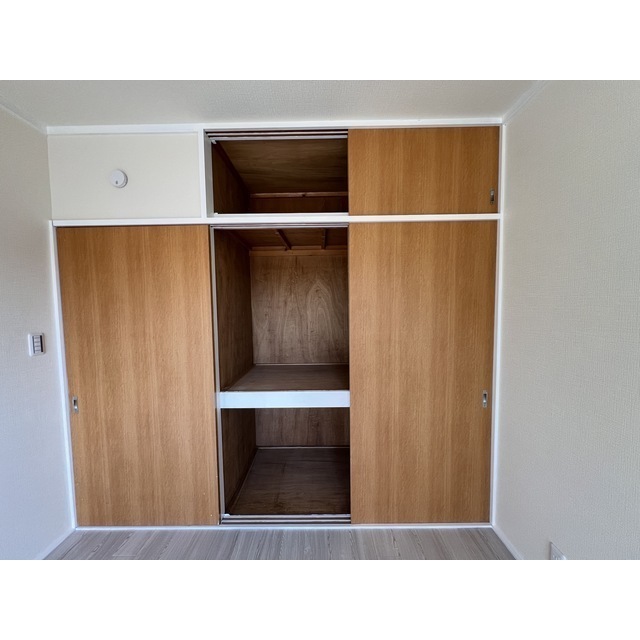 メゾン・ラ・プラト 内観