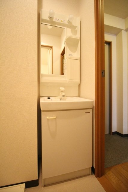 指扇駅前プラザ1階 洗面