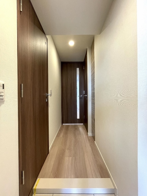 ガーラ・クレスタ横濱関内11階 玄関