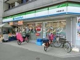 新井２丁目マンション ファミリーマート中野通り店