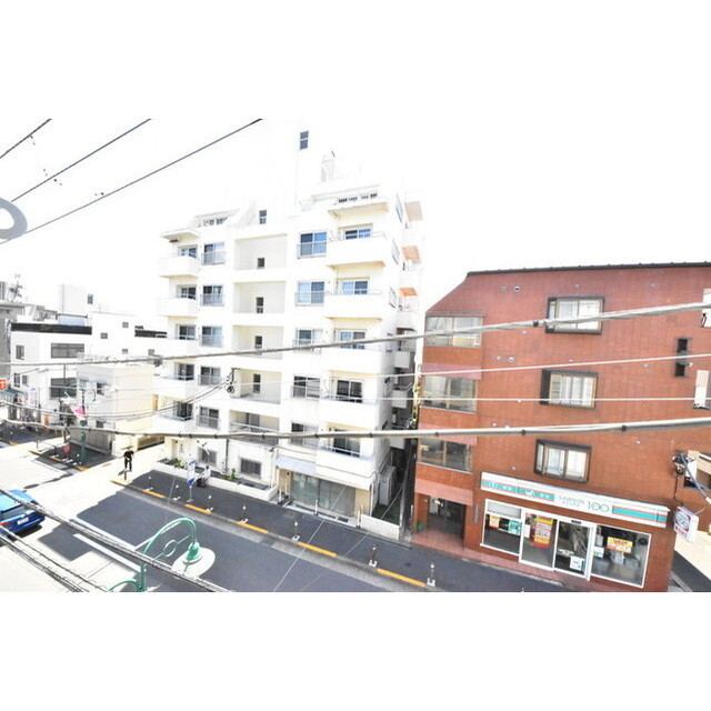 コンポジット上野毛通り 内観