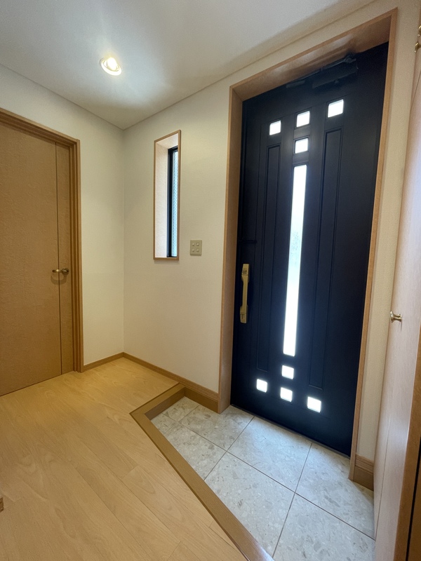 世田谷区北沢 戸建 玄関